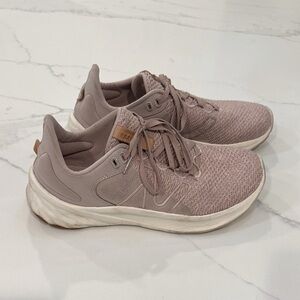 New Balance Women's light pink size 9.5 Sneakers